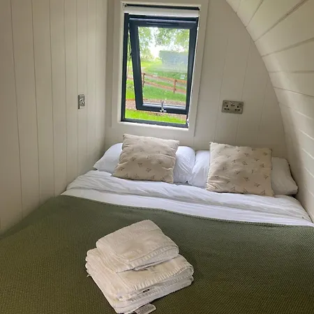 Villa Kildare Countryside Pods Extérieur photo