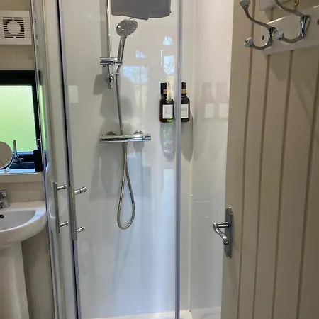 Villa Kildare Countryside Pods Extérieur photo